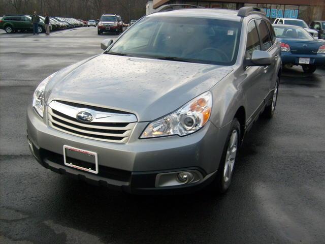 2010 Subaru Outback LTZ LEA SR NAV PRB C2