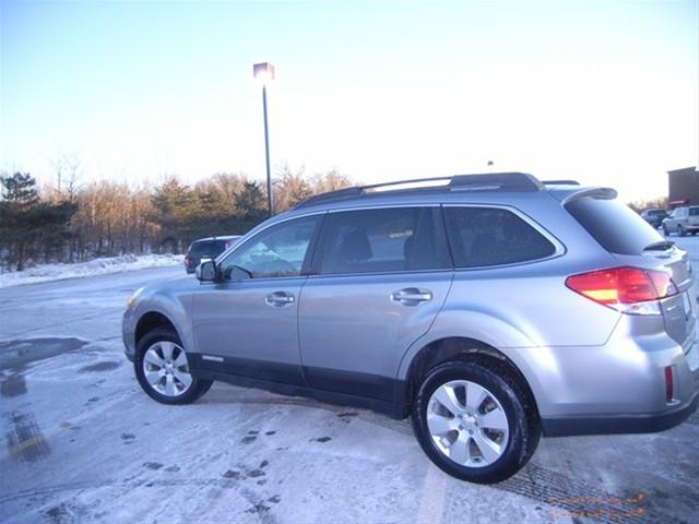 2010 Subaru Outback LTZ LEA SR NAV PRB C2