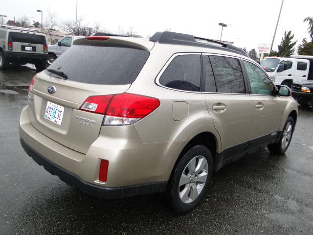 2010 Subaru Outback SL Leather