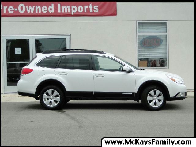 2010 Subaru Outback Premium