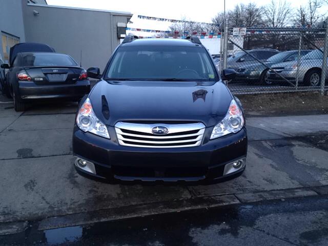 2011 Subaru Outback 2.3T Sedan 4D