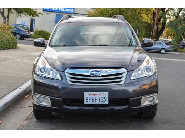 2011 Subaru Outback 2.3T Sedan 4D