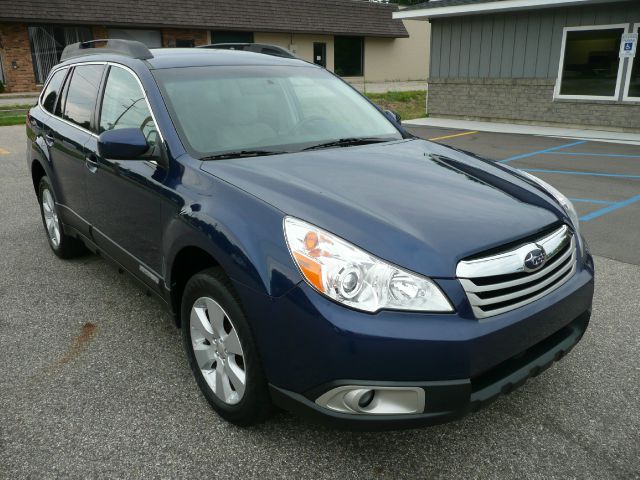 2011 Subaru Outback 2.3T Sedan 4D