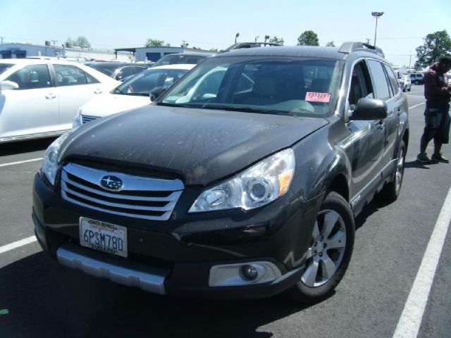 2011 Subaru Outback LTZ 4X4 (marshalltown)