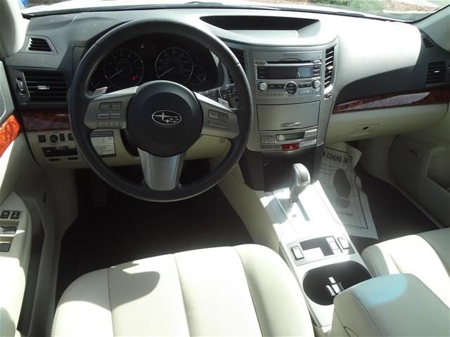 2011 Subaru Outback LTZ LEA SR NAV PRB C2