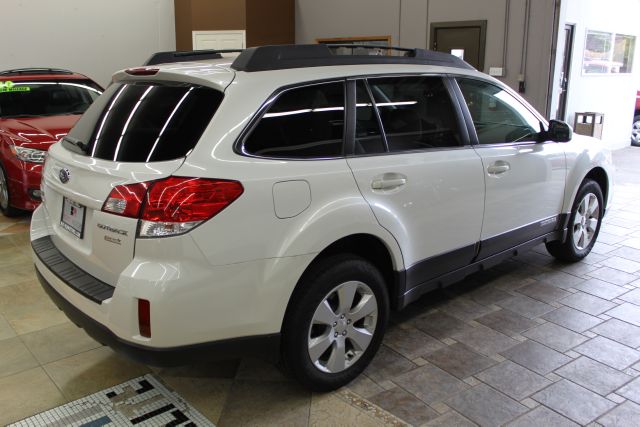 2011 Subaru Outback 2.3T Sedan 4D