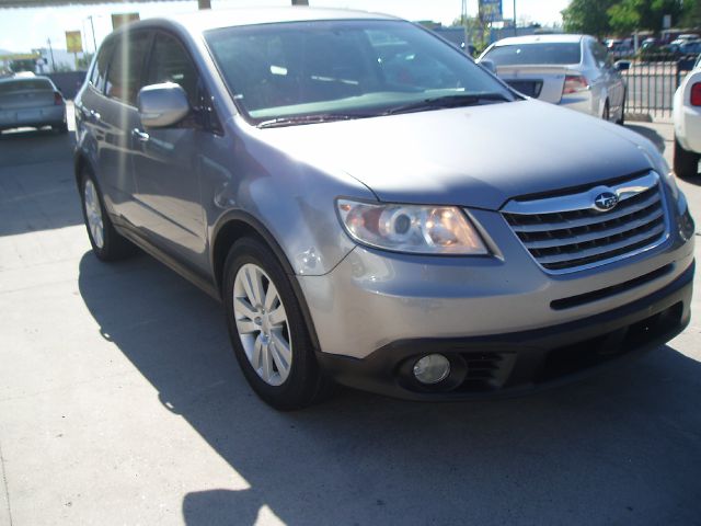 2008 Subaru Tribeca 5d Hatchback