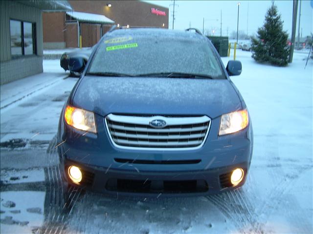 2008 Subaru Tribeca 5d Hatchback