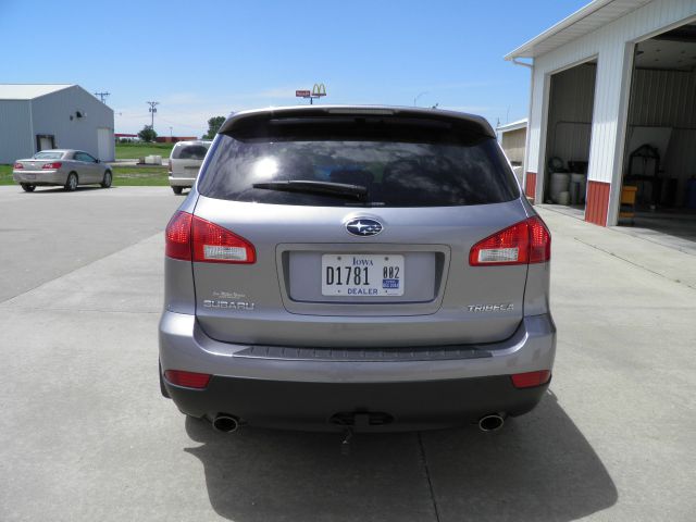 2008 Subaru Tribeca 5d Hatchback