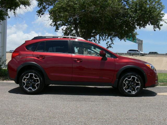 2013 Subaru XV Crosstrek Base Ext Cab Dually