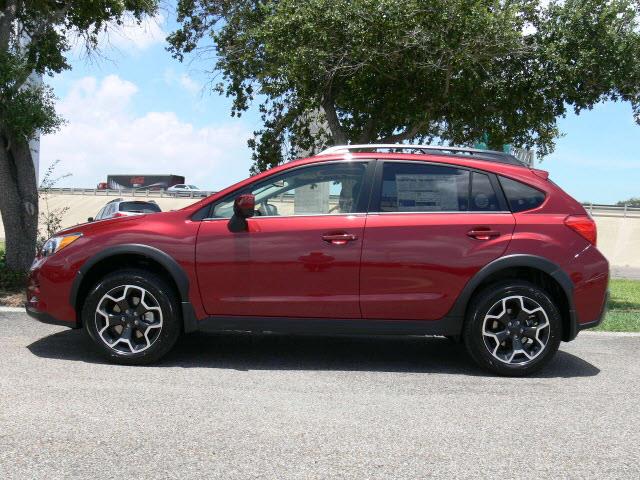 2013 Subaru XV Crosstrek Base Ext Cab Dually