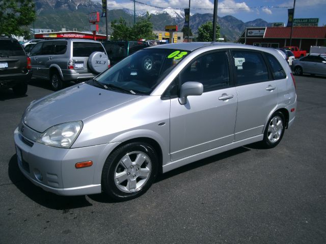 2003 Suzuki Aerio AWD, REAR DVD, Navigation, 3RD ROW, Mem/heat Seats