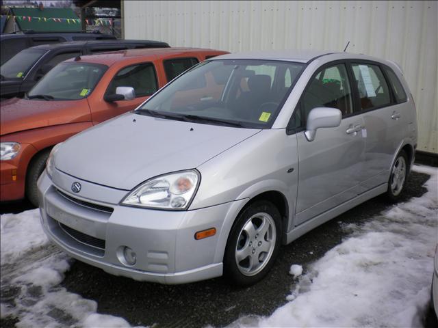 2004 Suzuki Aerio AWD, REAR DVD, Navigation, 3RD ROW, Mem/heat Seats