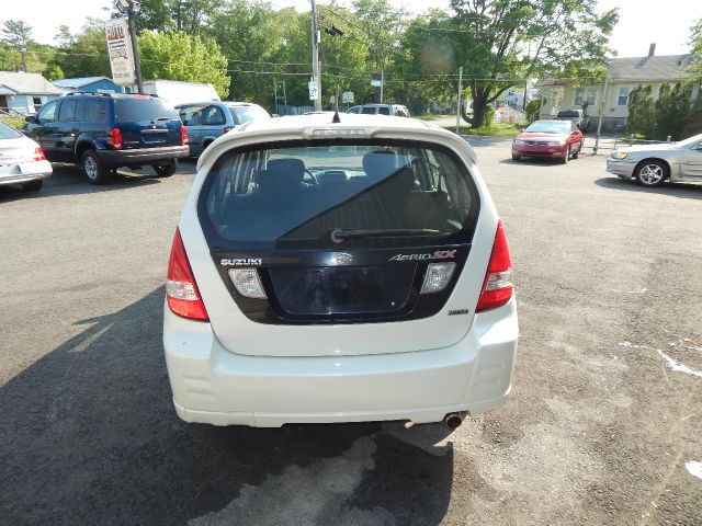 2004 Suzuki Aerio EX - DUAL Power Doors