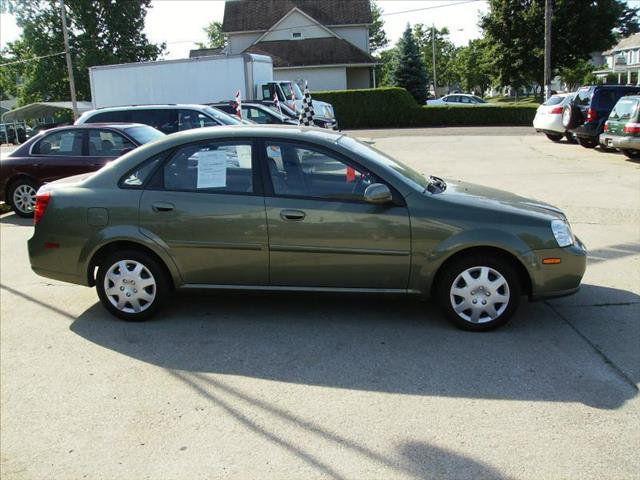 2004 Suzuki Forenza W/T w/LS Package