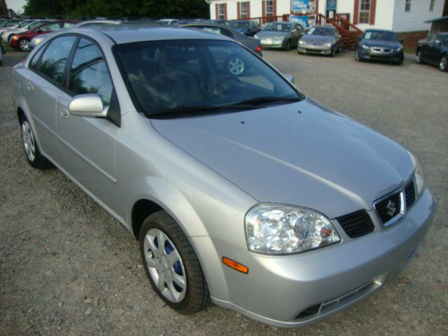 2004 Suzuki Forenza XR