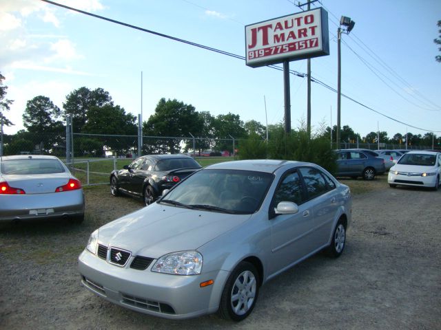 2004 Suzuki Forenza XR