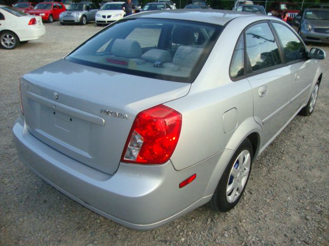 2004 Suzuki Forenza XR