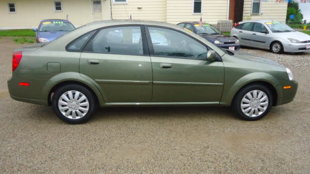 2004 Suzuki Forenza XR