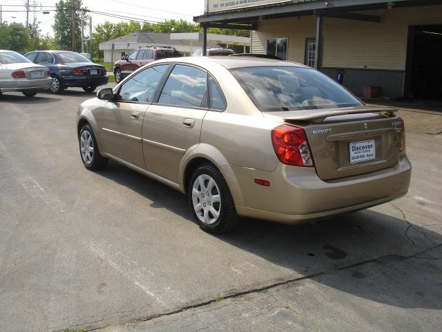 2004 Suzuki Forenza XR