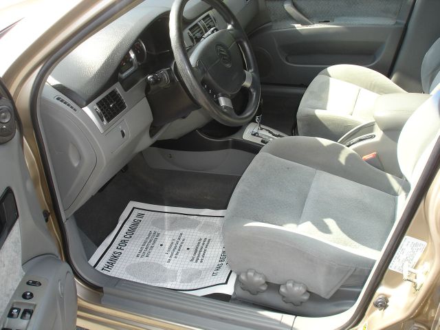 2004 Suzuki Forenza XR