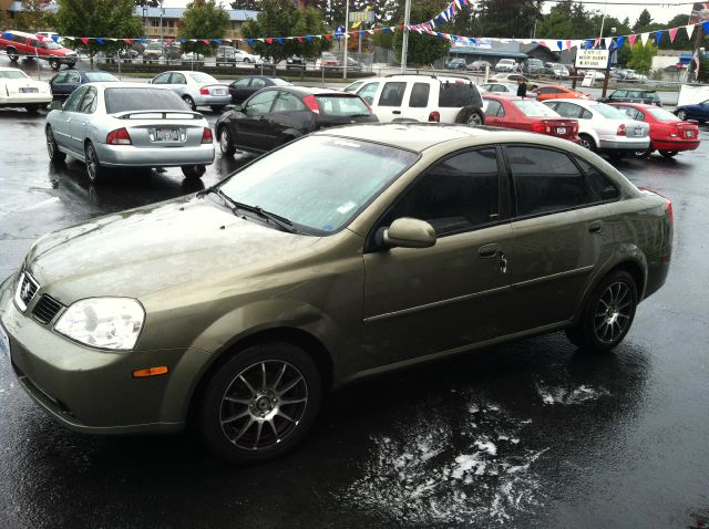 2004 Suzuki Forenza XR