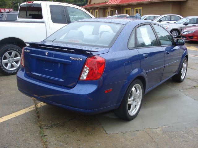 2005 Suzuki Forenza XR