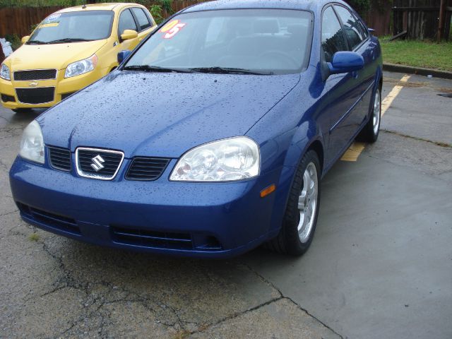 2005 Suzuki Forenza XR