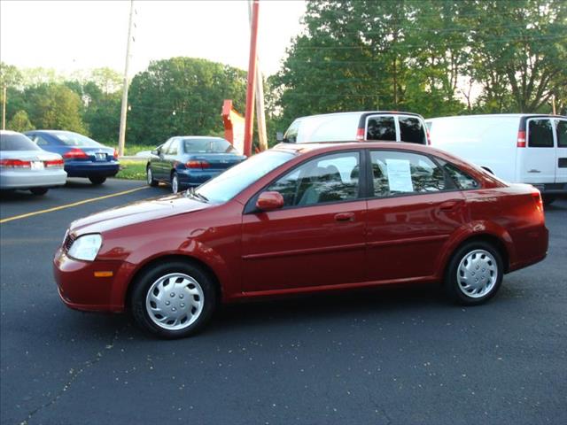 2005 Suzuki Forenza XR