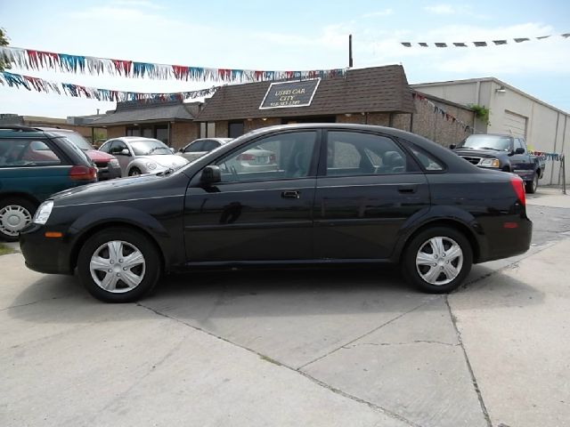 2005 Suzuki Forenza LS Flex Fuel 4x4 This Is One Of Our Best Bargains