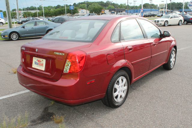 2005 Suzuki Forenza XR