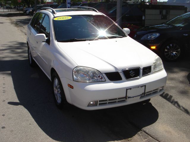 2005 Suzuki Forenza Open-top