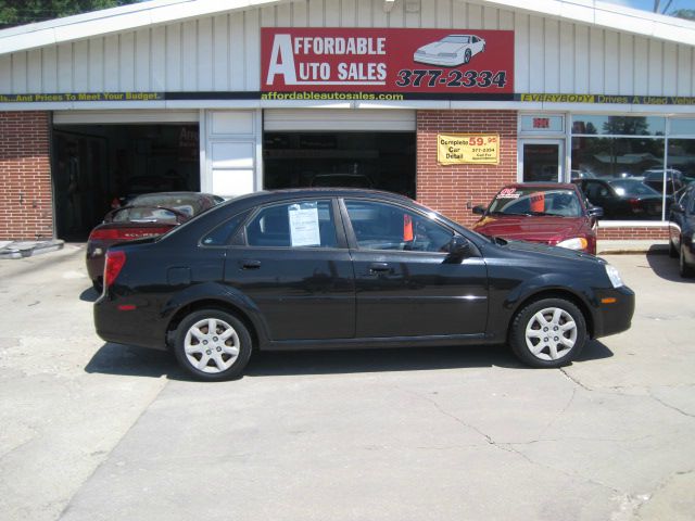 2005 Suzuki Forenza XR