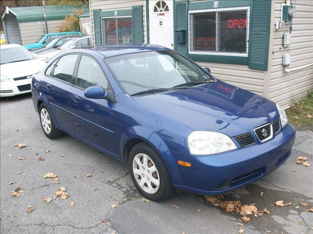 2005 Suzuki Forenza XR