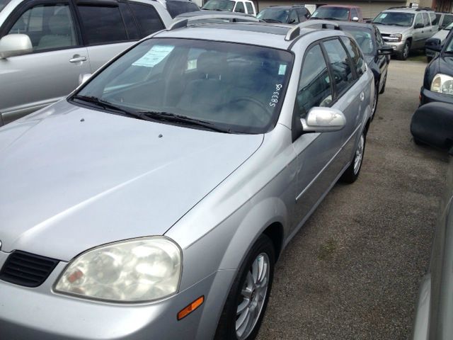 2005 Suzuki Forenza XLT FX4 Crew Cab