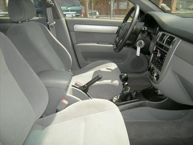 2006 Suzuki Forenza Unknown