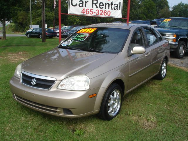 2006 Suzuki Forenza Base