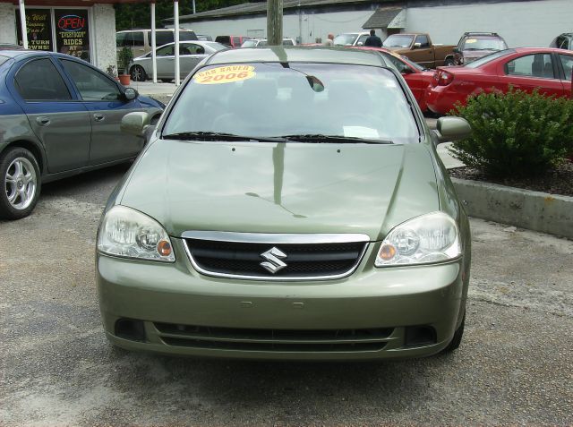 2006 Suzuki Forenza Base