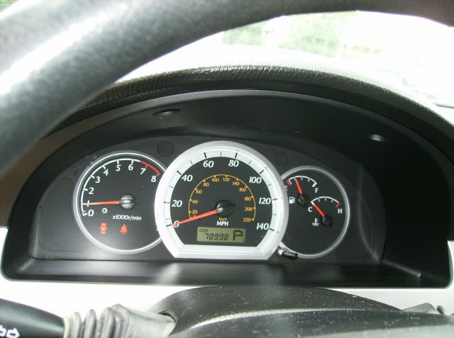 2006 Suzuki Forenza Base