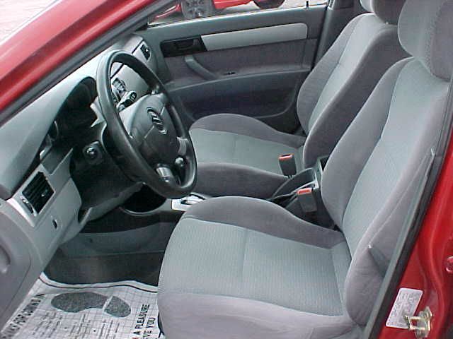 2006 Suzuki Forenza Base