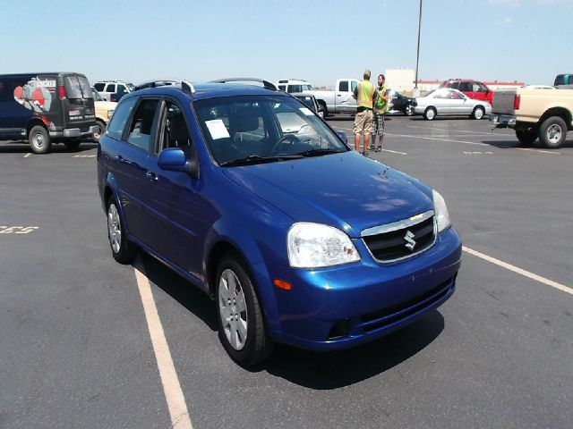 2006 Suzuki Forenza Base