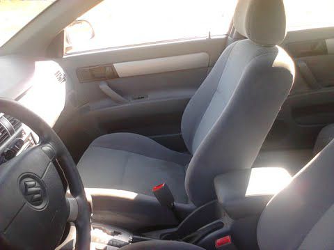 2006 Suzuki Forenza Base