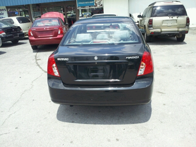 2006 Suzuki Forenza Clubcab Laramie SLT 4X4