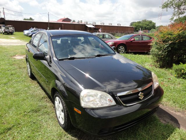 2006 Suzuki Forenza Base