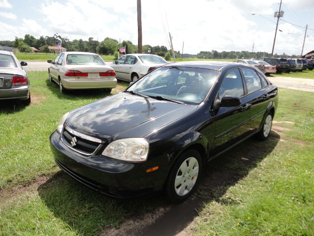 2006 Suzuki Forenza Base