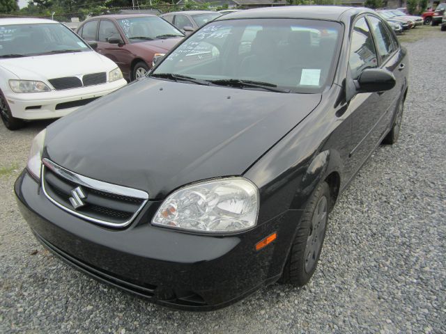 2006 Suzuki Forenza Base