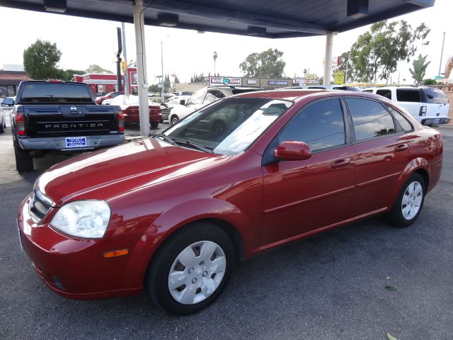 2006 Suzuki Forenza Base