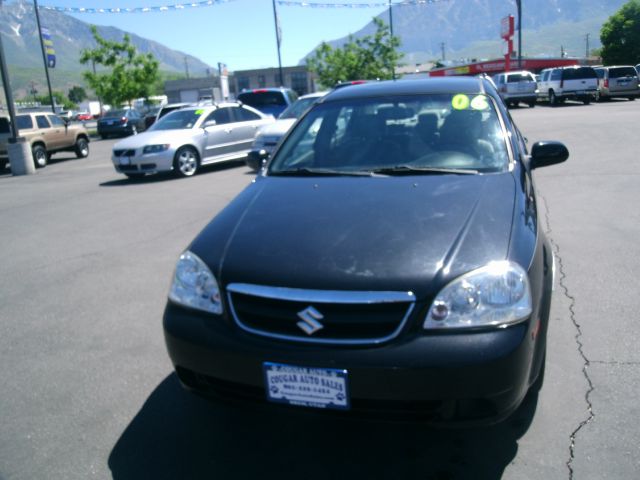 2006 Suzuki Forenza Base