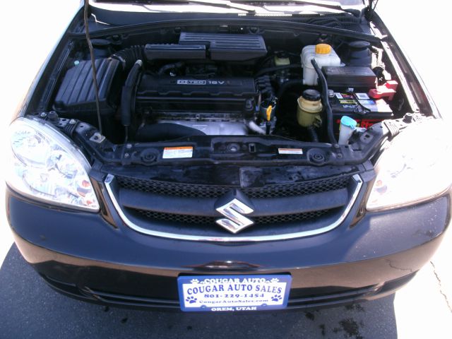 2006 Suzuki Forenza Base