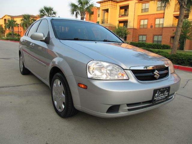 2006 Suzuki Forenza Base